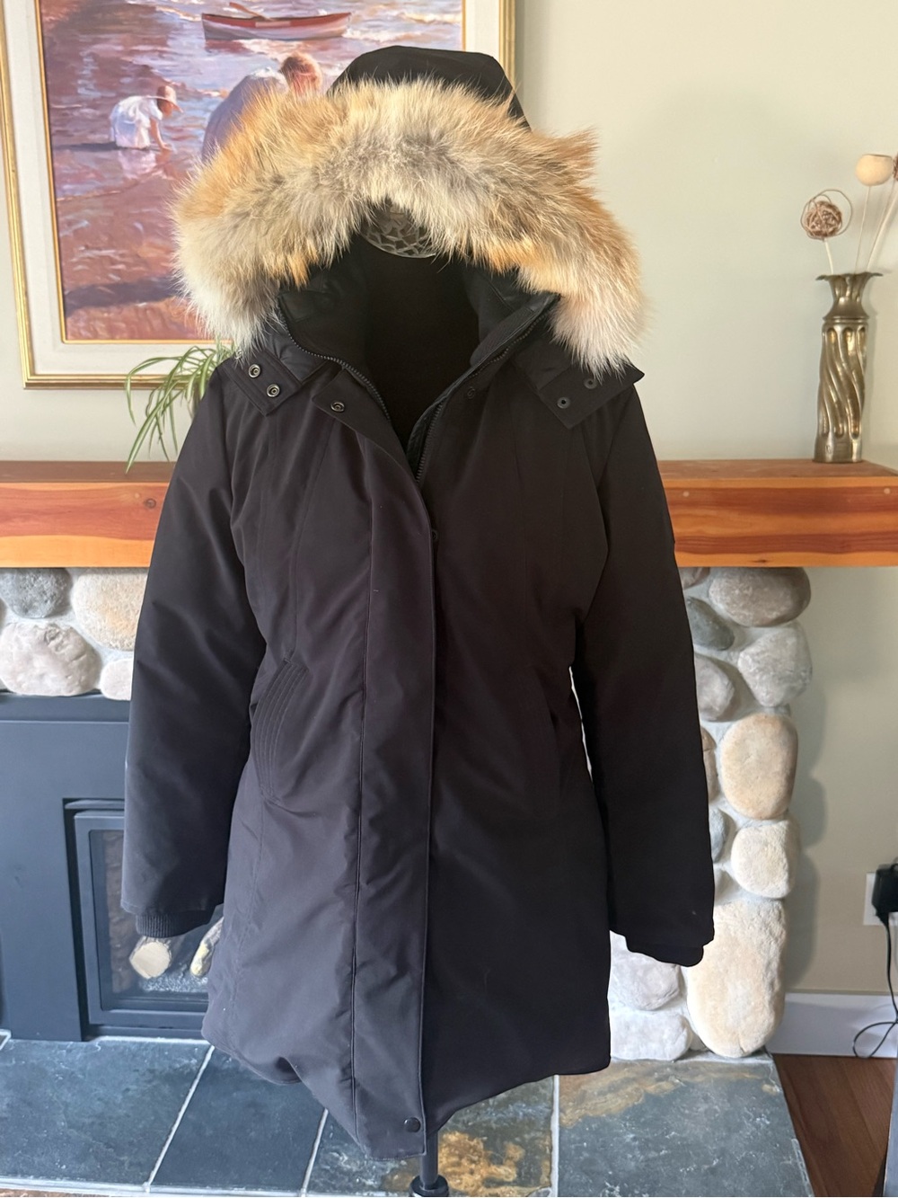 CMFR Canada "Avenue" Down Parka Winter Coat w/coyote Fur Hood + NWT logo (LG)